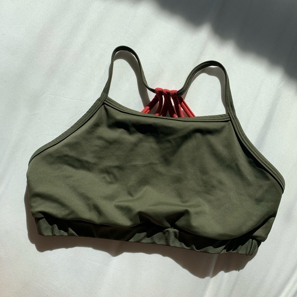 Onzie sports bra